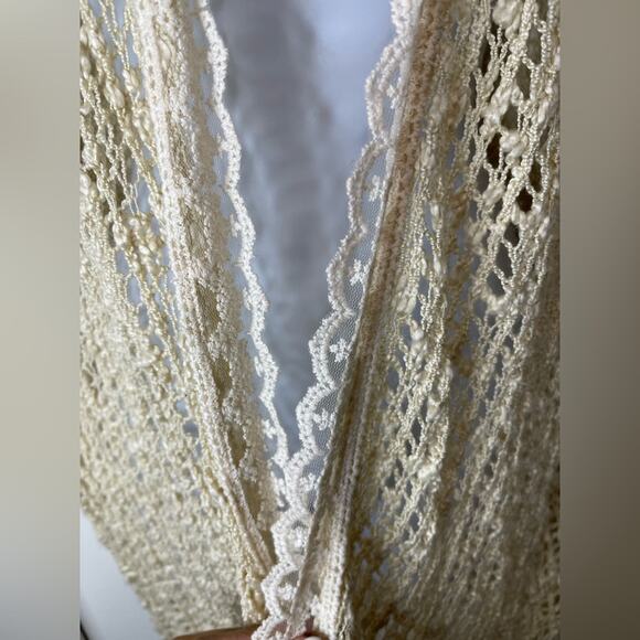 POL Beige Beachy Crochet Lace Open Front Cardigan Swim Cover Up Fringe Boho M - Picture 2 of 7
